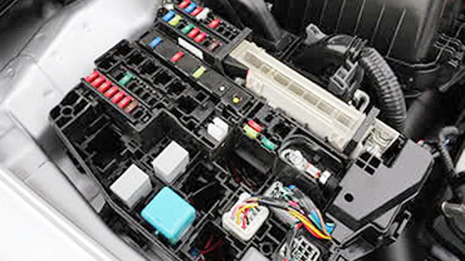 How Does Automotive Electrical System Work? 1 How Does Automotive Electrical System Work
