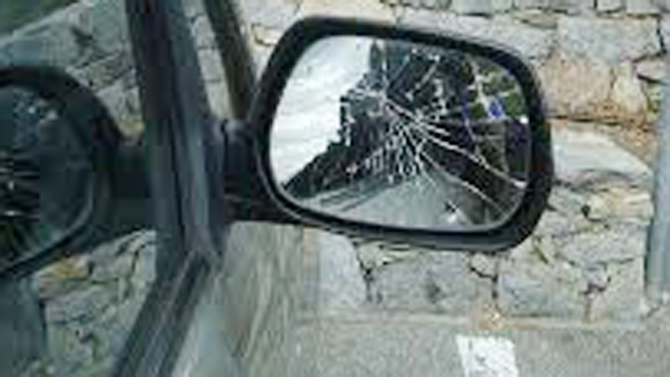 How to Replace Broken Side Mirrors