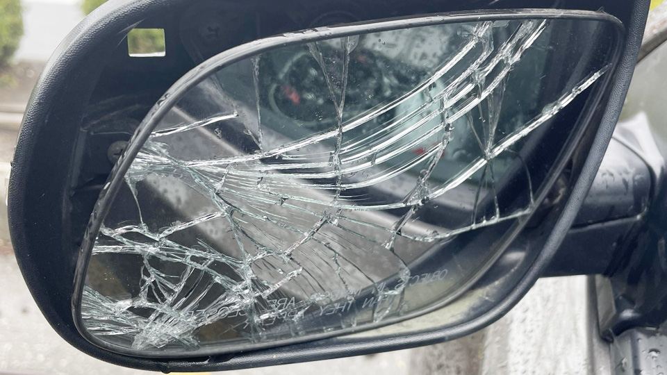 How to Fix a Hanging Side Mirror with Glue Without Professional Help