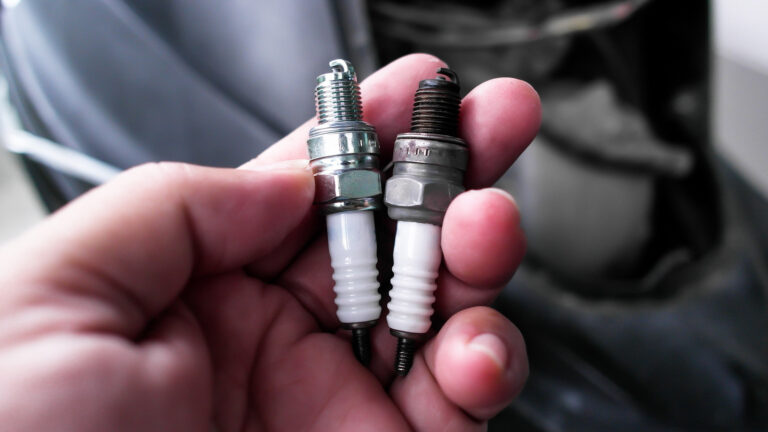Do Cars Have Spark Plugs