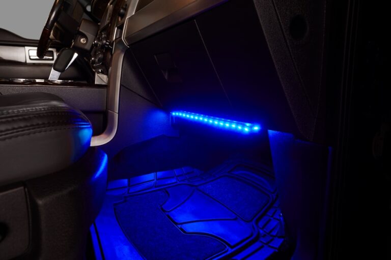 How to Change Interior Car Lights 1 How to Change Interior Car Lights