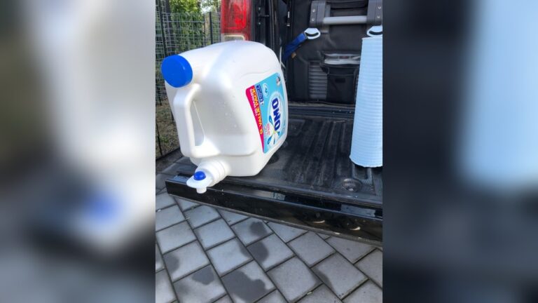 Can You Wash Car With Hand Soap: Risks and Better Alternatives 1 Can You Wash Car With Hand Soap